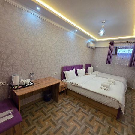 Samarkand Imron Hotel Esterno foto