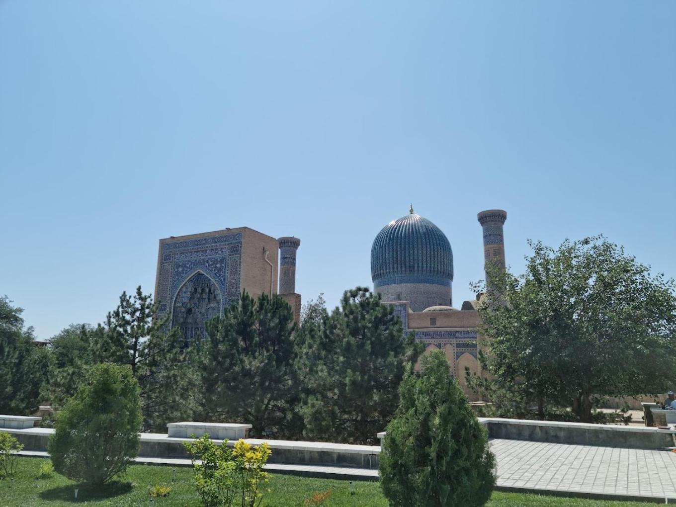 Samarkand Imron Hotel Esterno foto