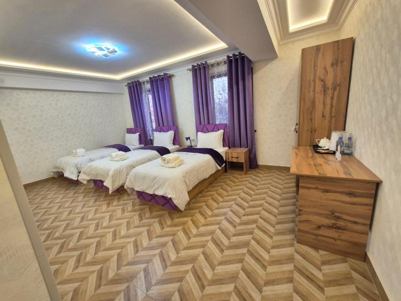 Samarkand Imron Hotel Esterno foto