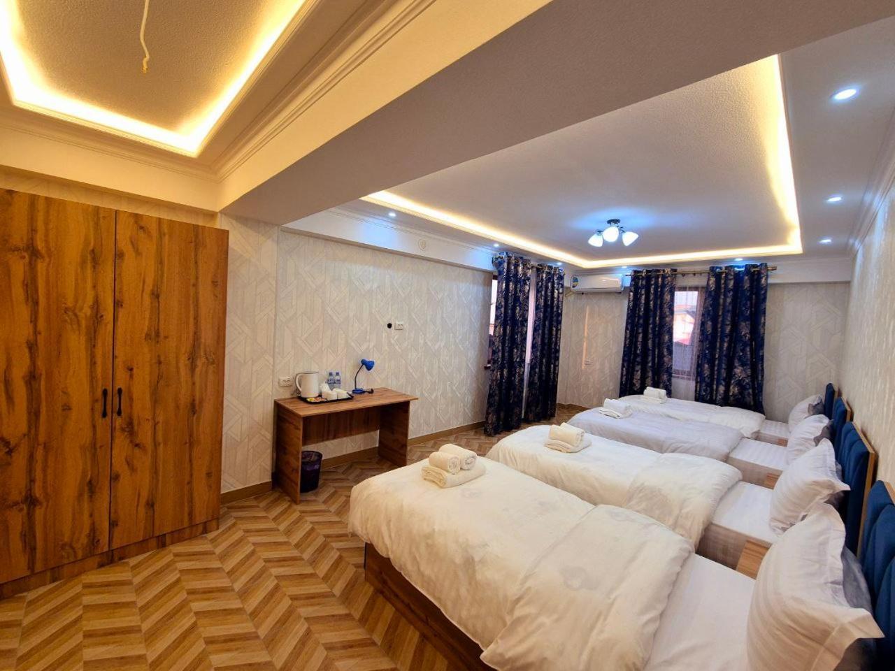 Samarkand Imron Hotel Esterno foto