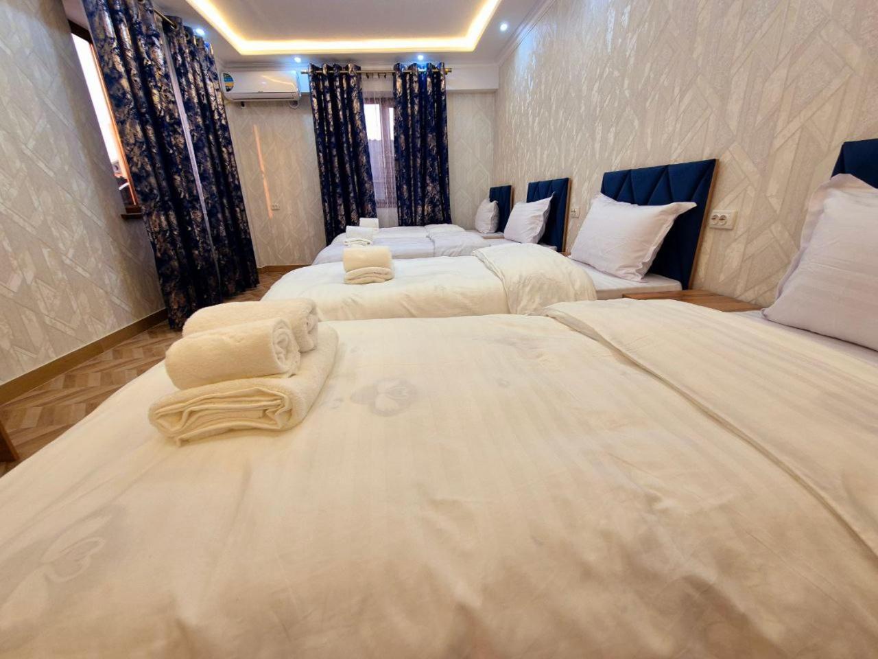 Samarkand Imron Hotel Esterno foto