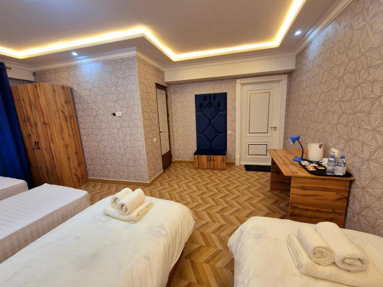 Samarkand Imron Hotel Esterno foto