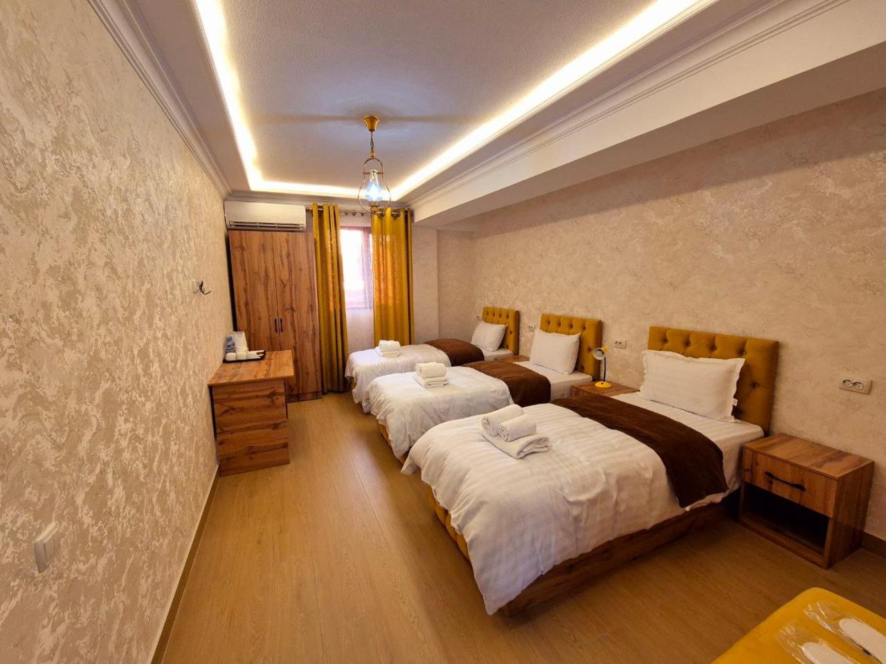 Samarkand Imron Hotel Esterno foto