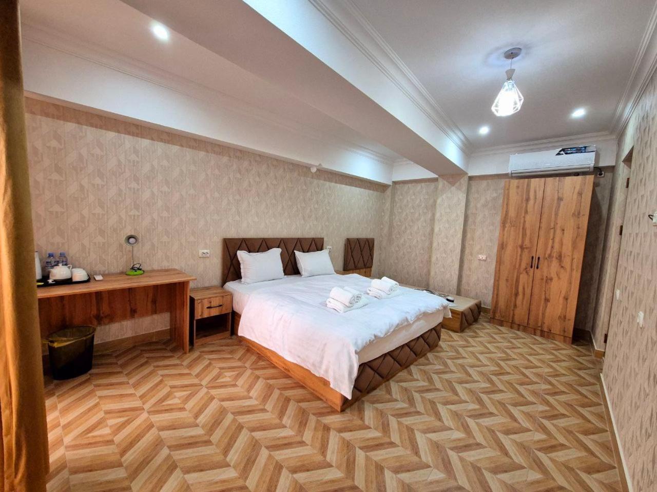 Samarkand Imron Hotel Esterno foto