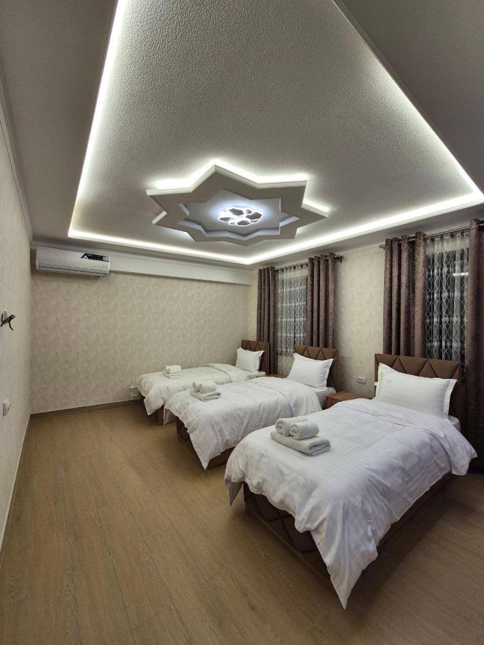 Samarkand Imron Hotel Esterno foto