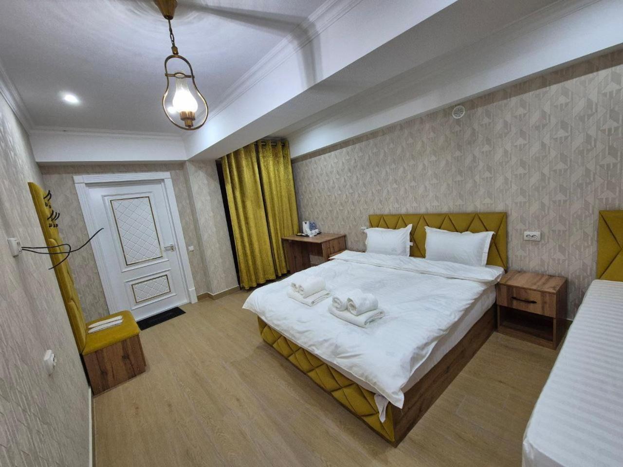 Samarkand Imron Hotel Esterno foto