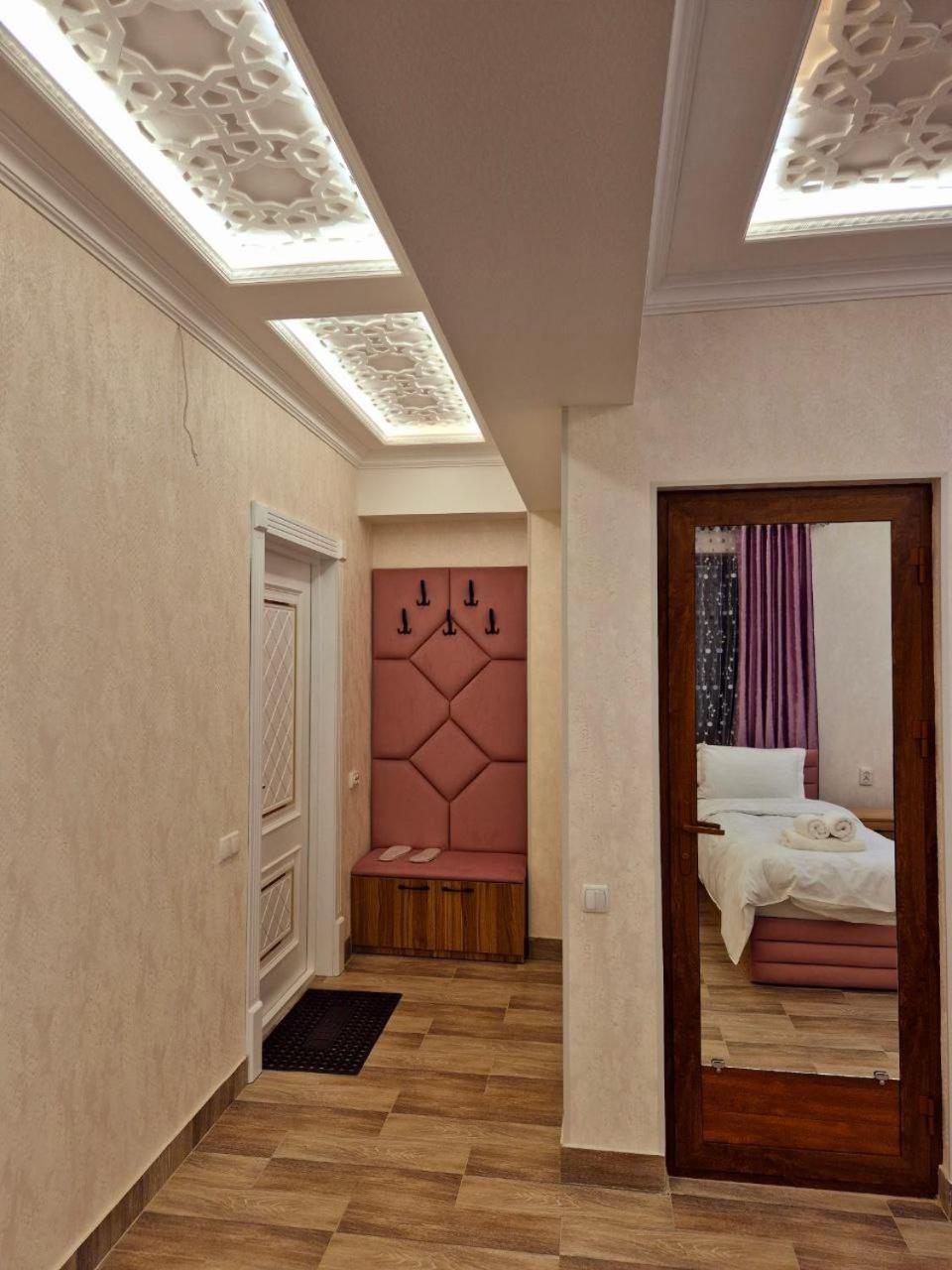 Samarkand Imron Hotel Esterno foto