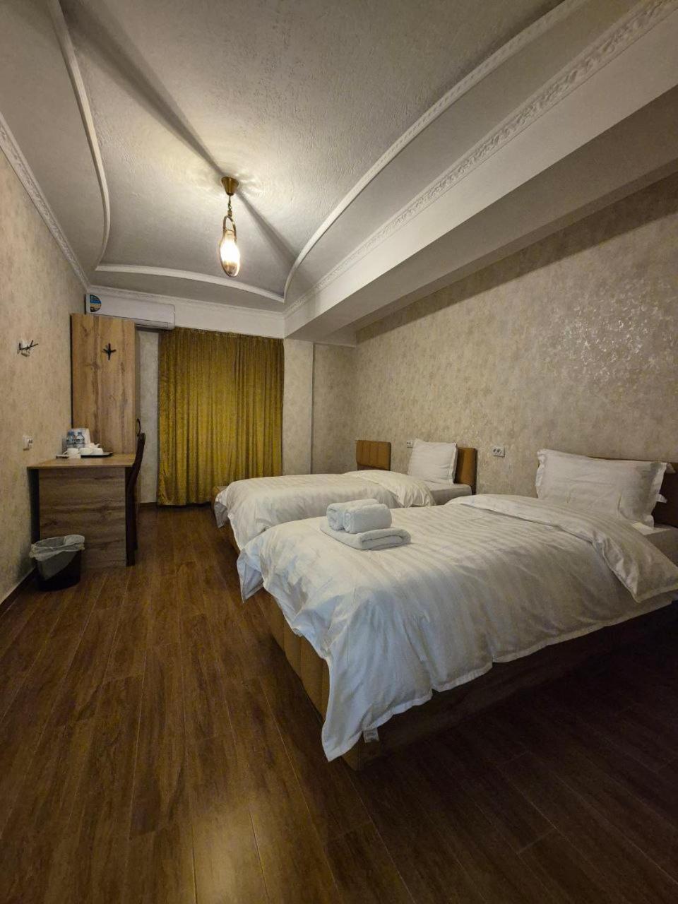 Samarkand Imron Hotel Esterno foto