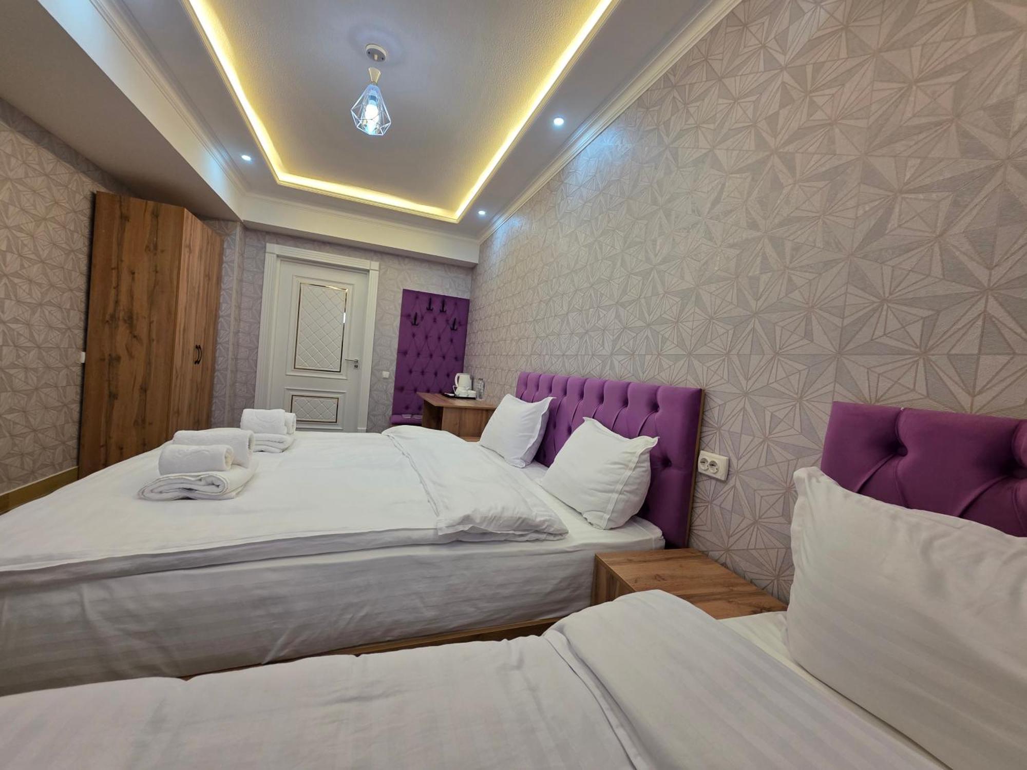 Samarkand Imron Hotel Esterno foto